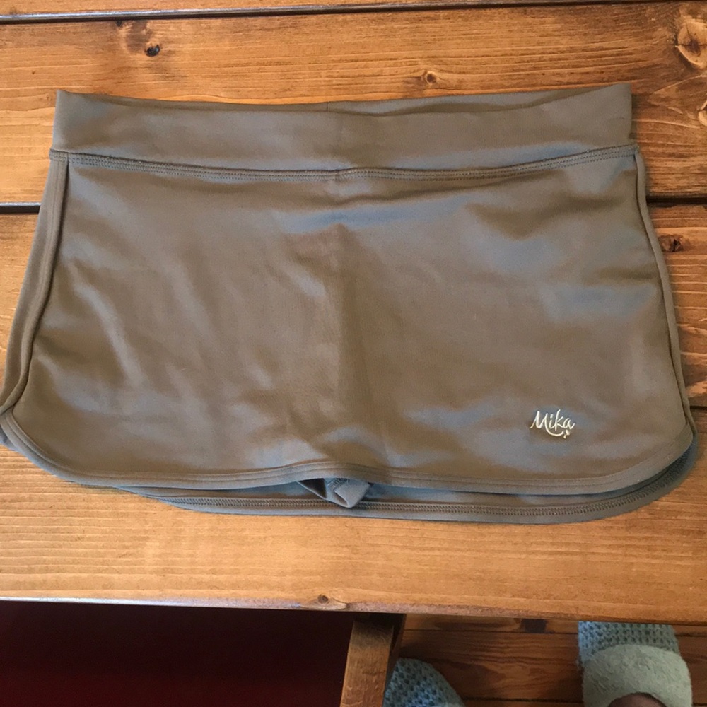 Mika Yoga Skort